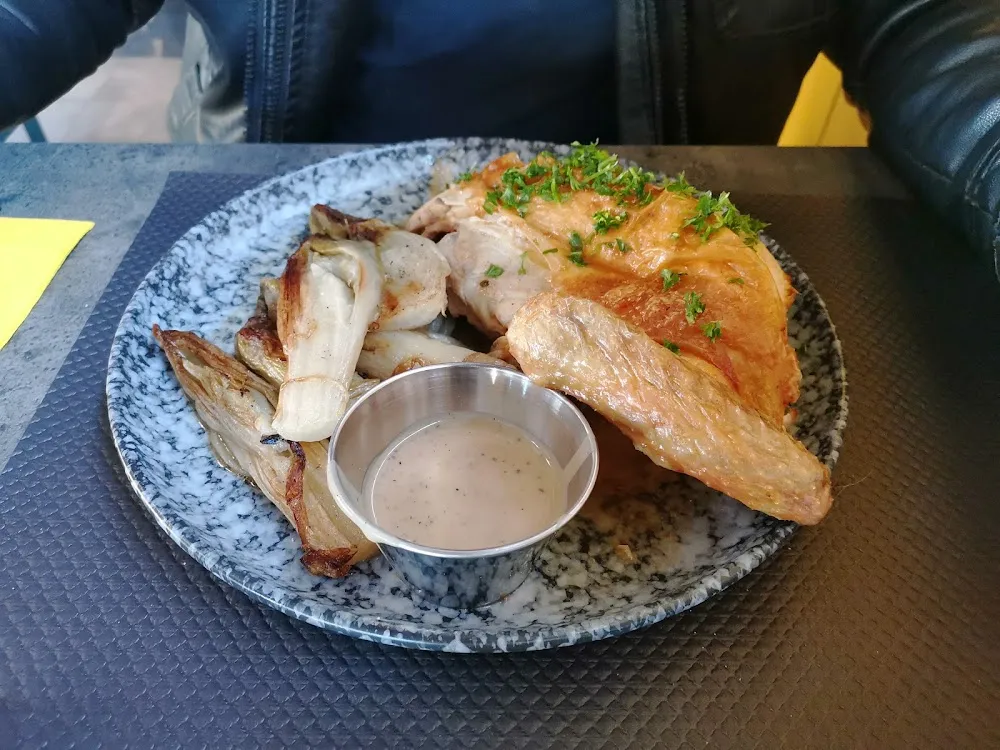 Cuisse de Poulet Rôtie Et Endives Rôties